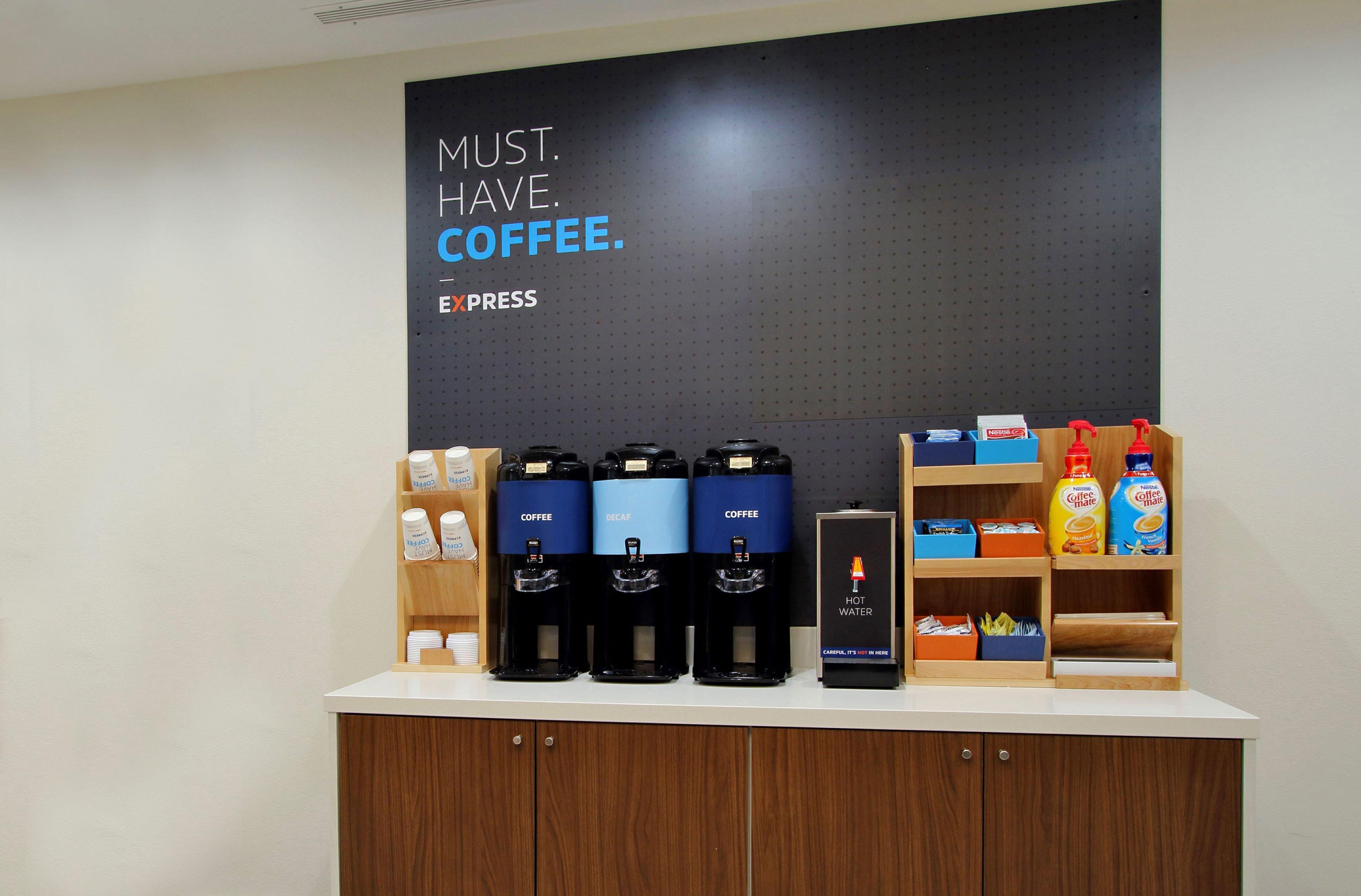 Holiday Inn Express Corning By Ihg Exteriör bild