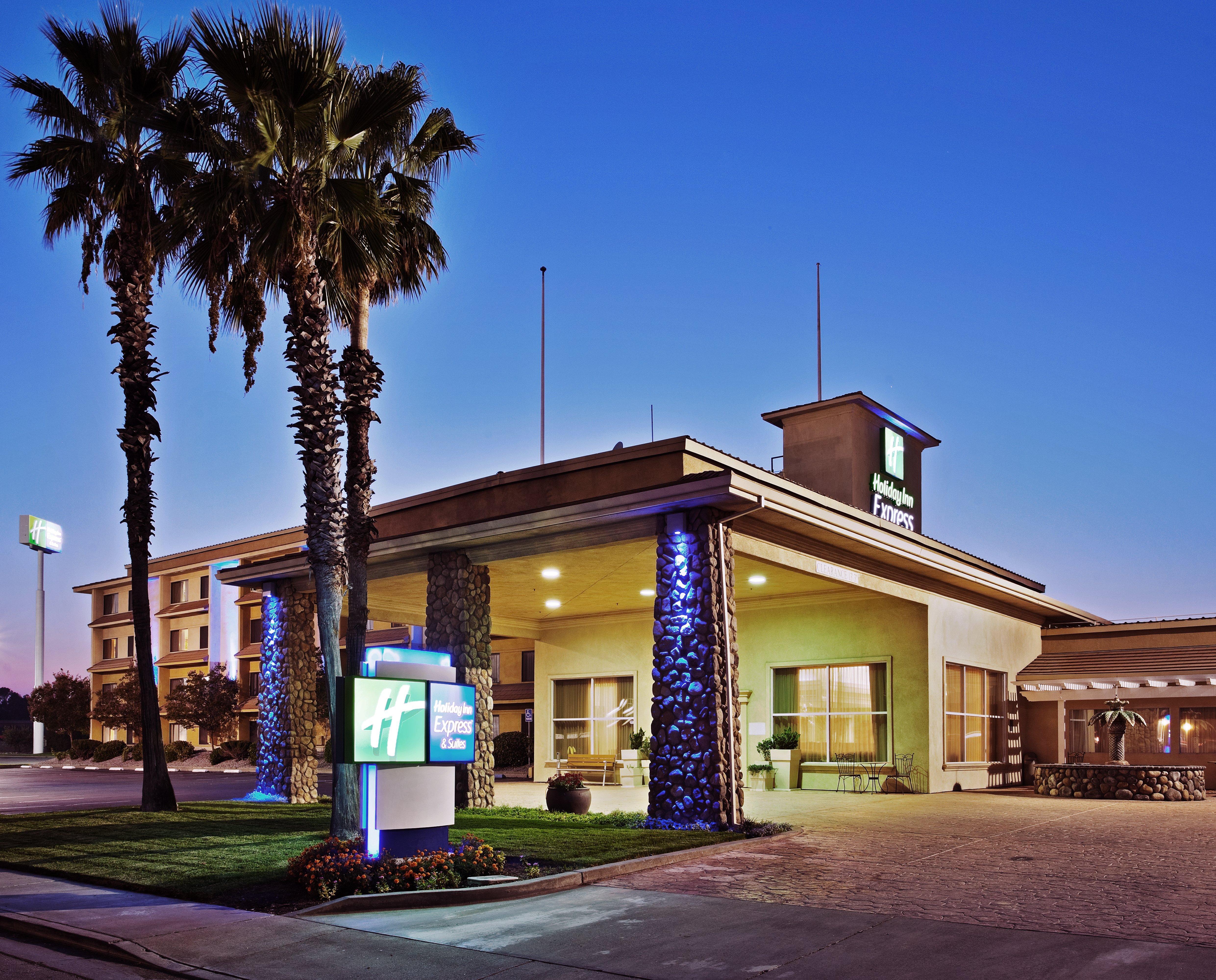 Holiday Inn Express Corning By Ihg Exteriör bild