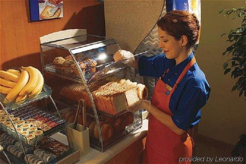 Holiday Inn Express Corning By Ihg Exteriör bild
